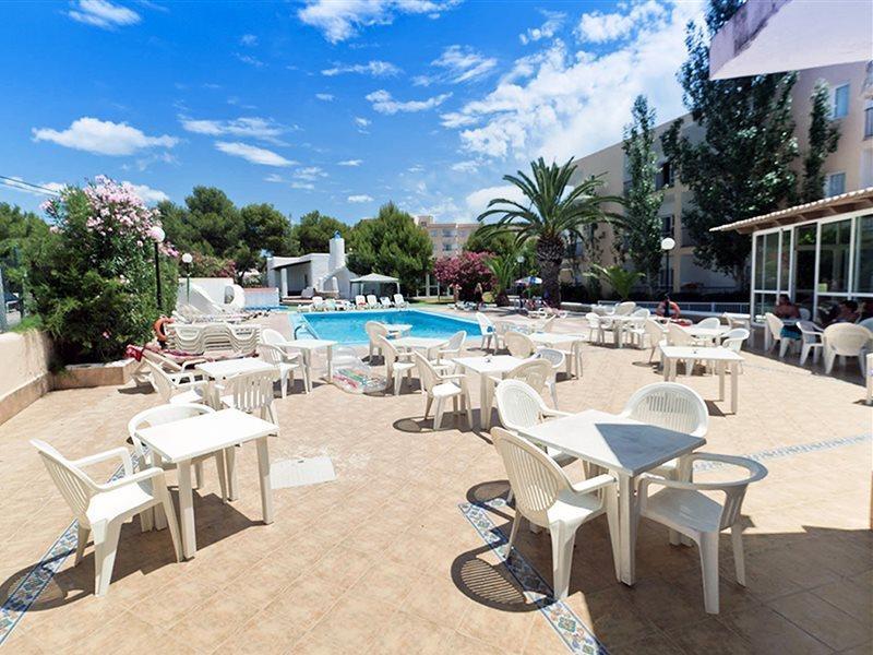 Aparthotel Vibra Club Maritim Сан-Антоніо Екстер'єр фото